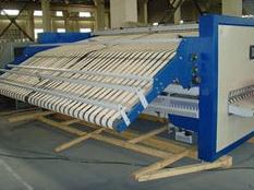 床單折疊機(jī)